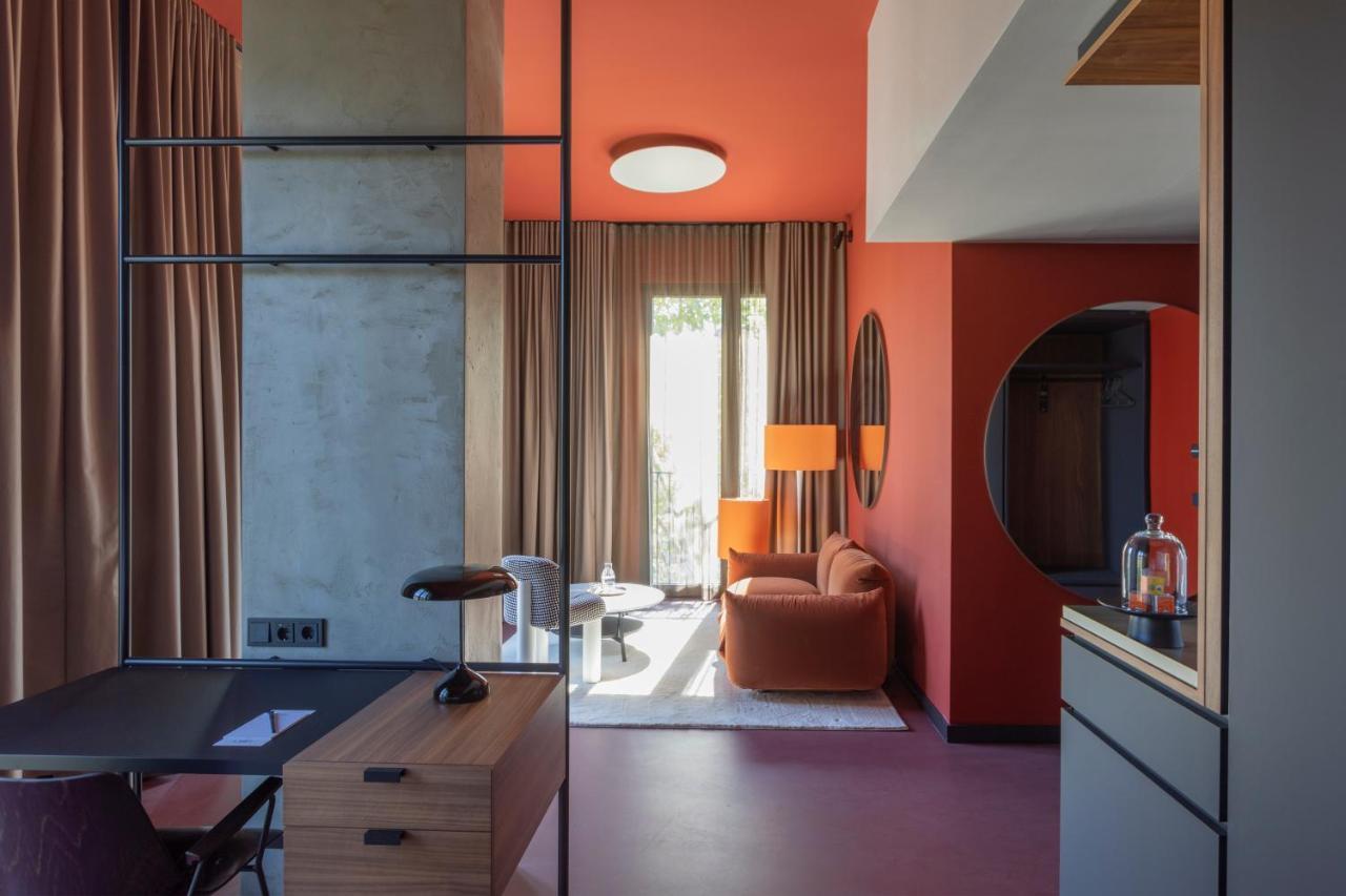 Emilu Design Hotel